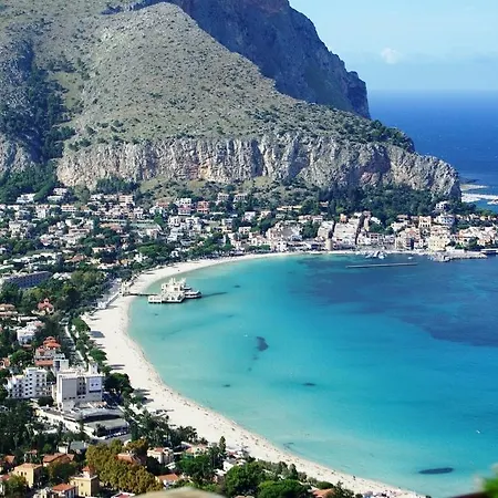Mondello Suites Feels Like Home Apartment *